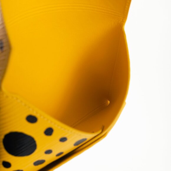 Louis Vuitton x Yayoi Kusama Kirigami Yellow Epi Dotted Pochette - Picture 9 of 10